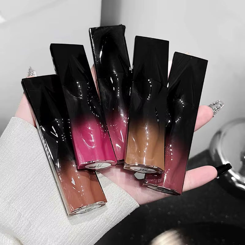 Get Luscious Lips with Our Waterproof Long-Lasting Mirror Lip Gloss - Moisturizing Liquid Lipstick for a Bright and Beautiful Look!