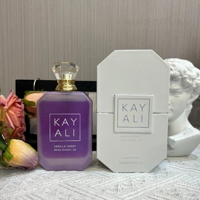 Indulge in Luxury: 100ml Women's Eau De Parfum with Alluring Floral Fruity Vanilla Oriental Woody Notes