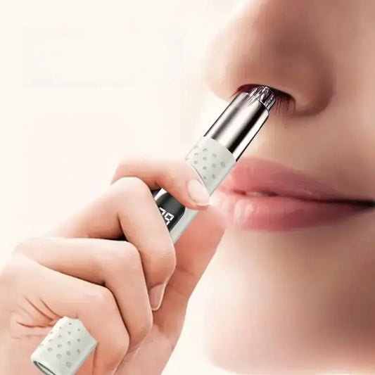 Portable Electric Nose Hair Trimmer for Men and Women, No Pulling Compact USB Rechargeable Trimmer, Suitable for Nose, Eyebrow and Ear Hair Trimming