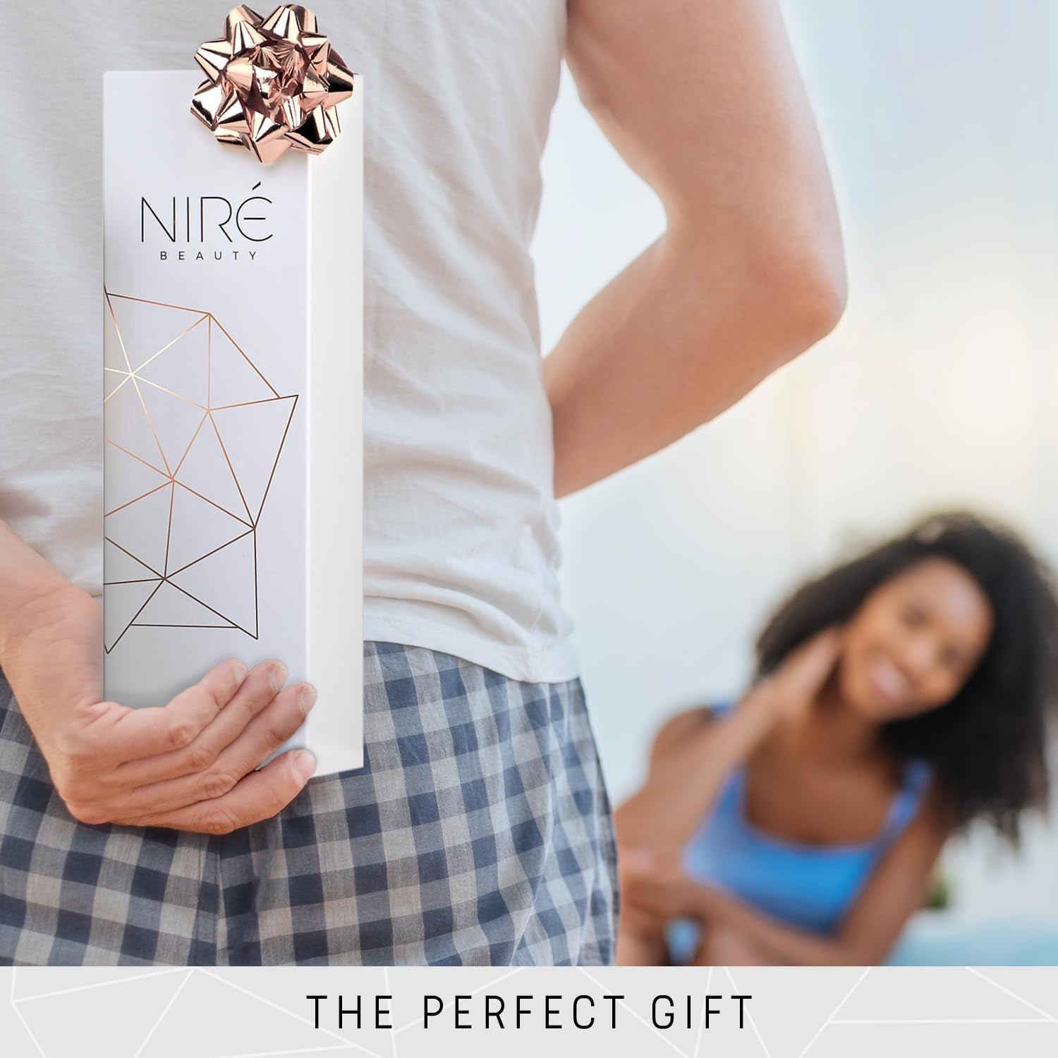 15-Piece Award-Winning Professional Makeup Brush Set - Vegan Brushes with Case, Sponge, Cleaner, and Guide in Gift Box