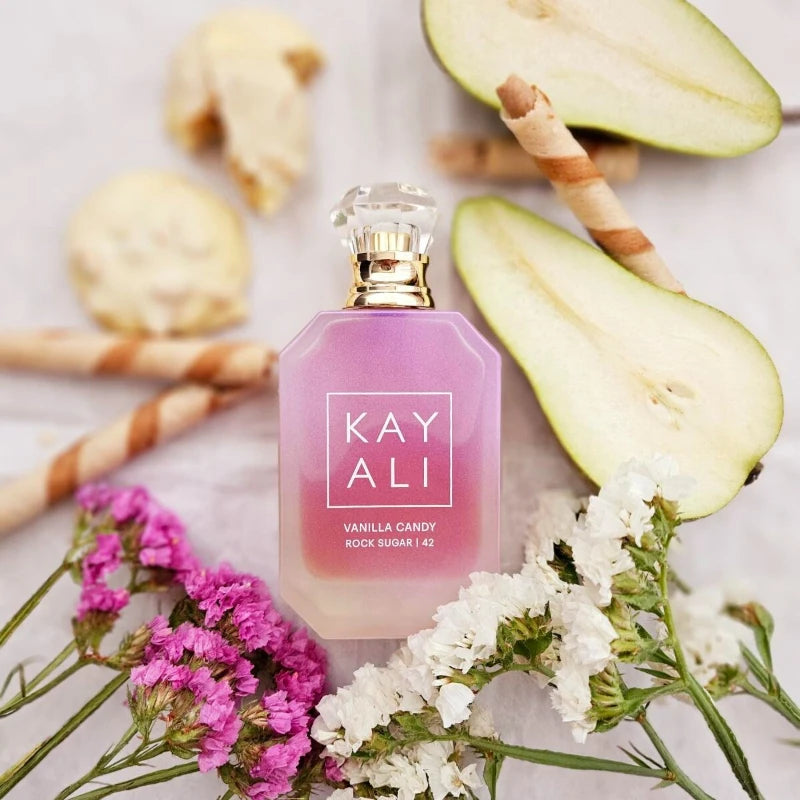Indulge in Luxury: 100ml Women's Eau De Parfum with Alluring Floral Fruity Vanilla Oriental Woody Notes