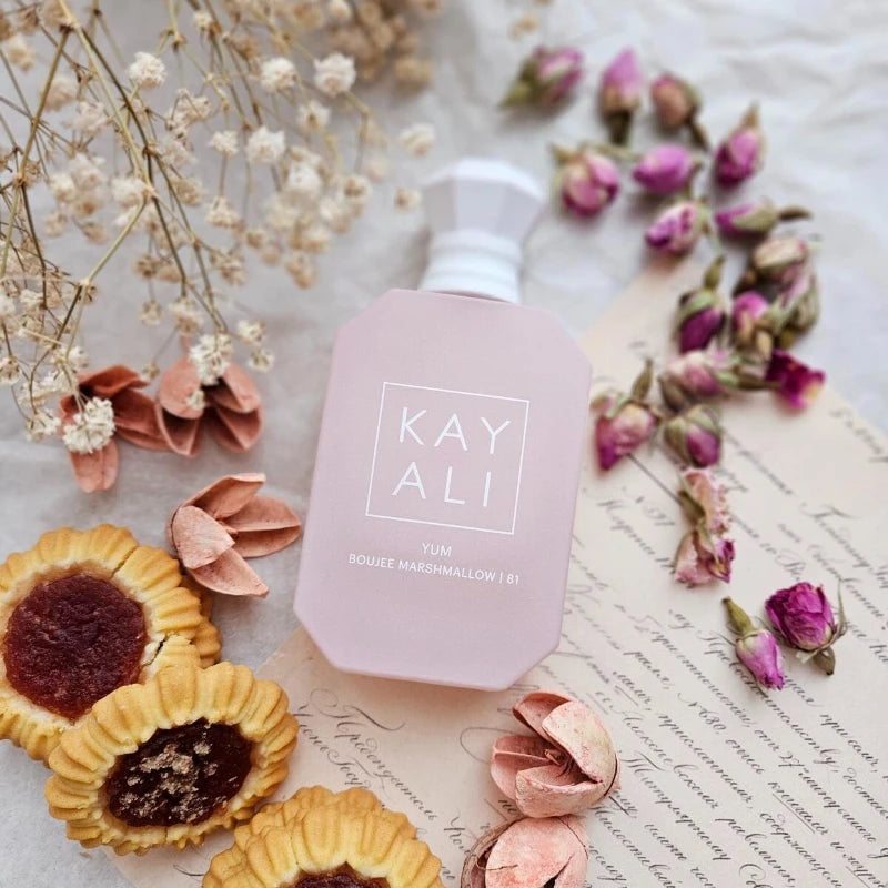Indulge in Luxury: 100ml Women's Eau De Parfum with Alluring Floral Fruity Vanilla Oriental Woody Notes